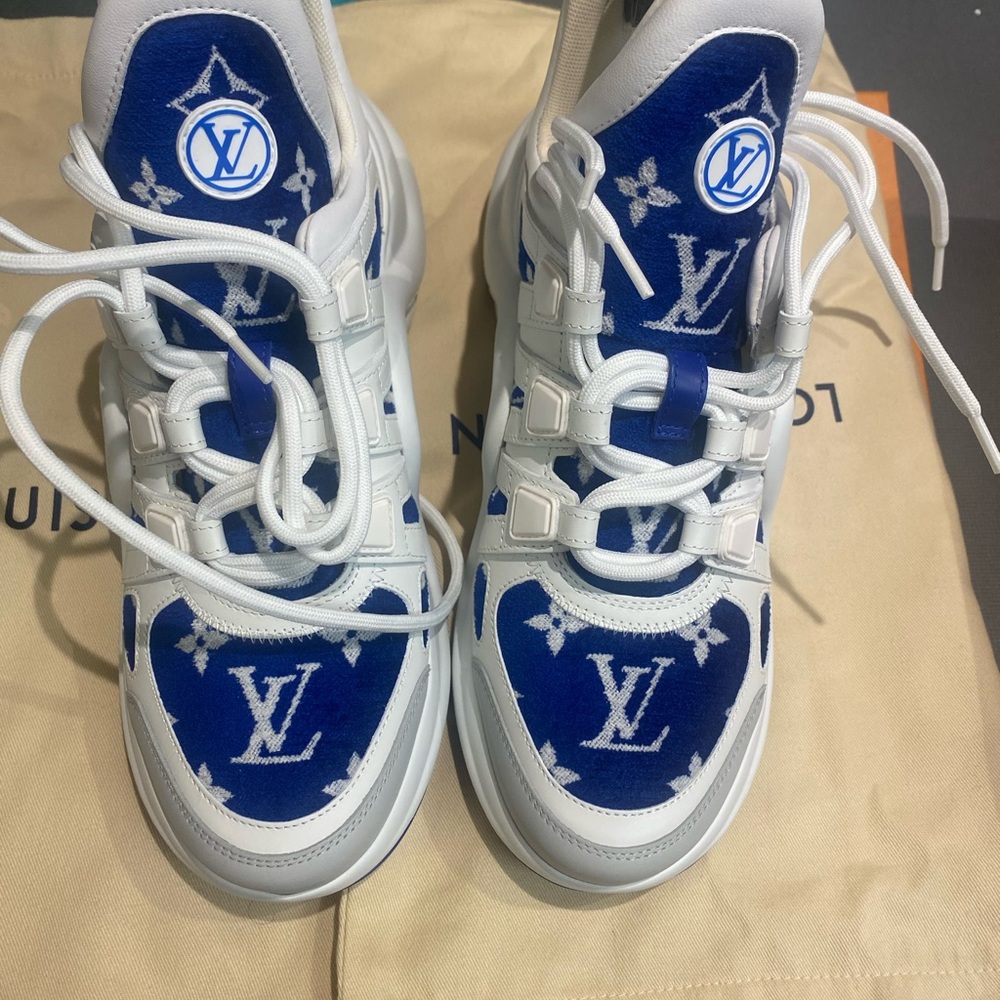 Louis Vuitton Sneakers archlight trainers in White and Blue